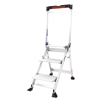 Escalera de Tijera / 3 Peldaños Jumbo / Altura 0.67 m (2.2 ft) / Capacidad 170 kg (375 lbs) / Barra Anti-caídas / Almohadillas Antideslizantes