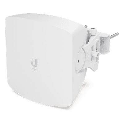 Punto de Acceso PtMP / 60 GHz + 5 GHz / 5.4 Gbps / Cobertura Sectorial 30° / Alcance 8 km (26,246.7 ft) / 31 Clientes / SFP+ 10G