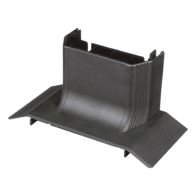 Accesorio de Conexión a Canaleta de Piso / 4 Vías / PVC Rígido / Carga 907 kg / Área Interna 24.88 in² / UL94V-0 / Negro