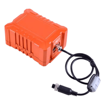 Caja de Almacenamiento Ignífuga para Grabador de Video Móvil / 64 GB / Resistencia al Fuego 15 min @ 1100 °C / Impermeable 24 h @ 100 m (328 ft) / Impacto 100 Gs @ 50 ms / Antiaplastamiento 100 KN / USB Conector de Aviación