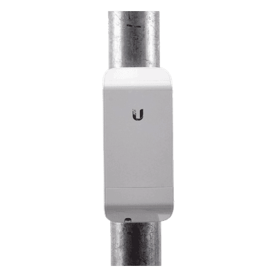 CPE inalámbrico / 2.4 GHz / 150 Mbps / Antena 8 dBi / 1 puerto 10/100 Mbps / PoE 24V / 161x31x80 mm