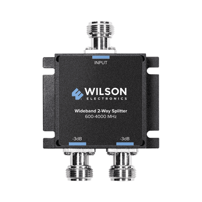 Divisor de potencia (Splitter) de dos vías para 600-4000 MHz.
